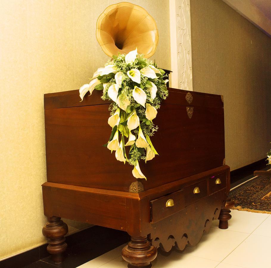 Romantic Garden Hotel Negombo Esterno foto