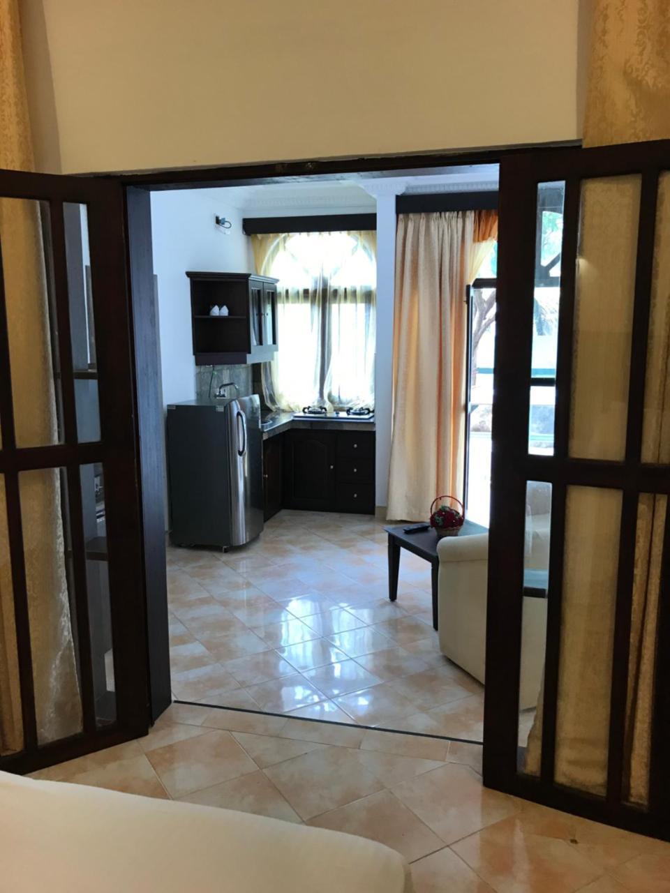 Romantic Garden Hotel Negombo Esterno foto